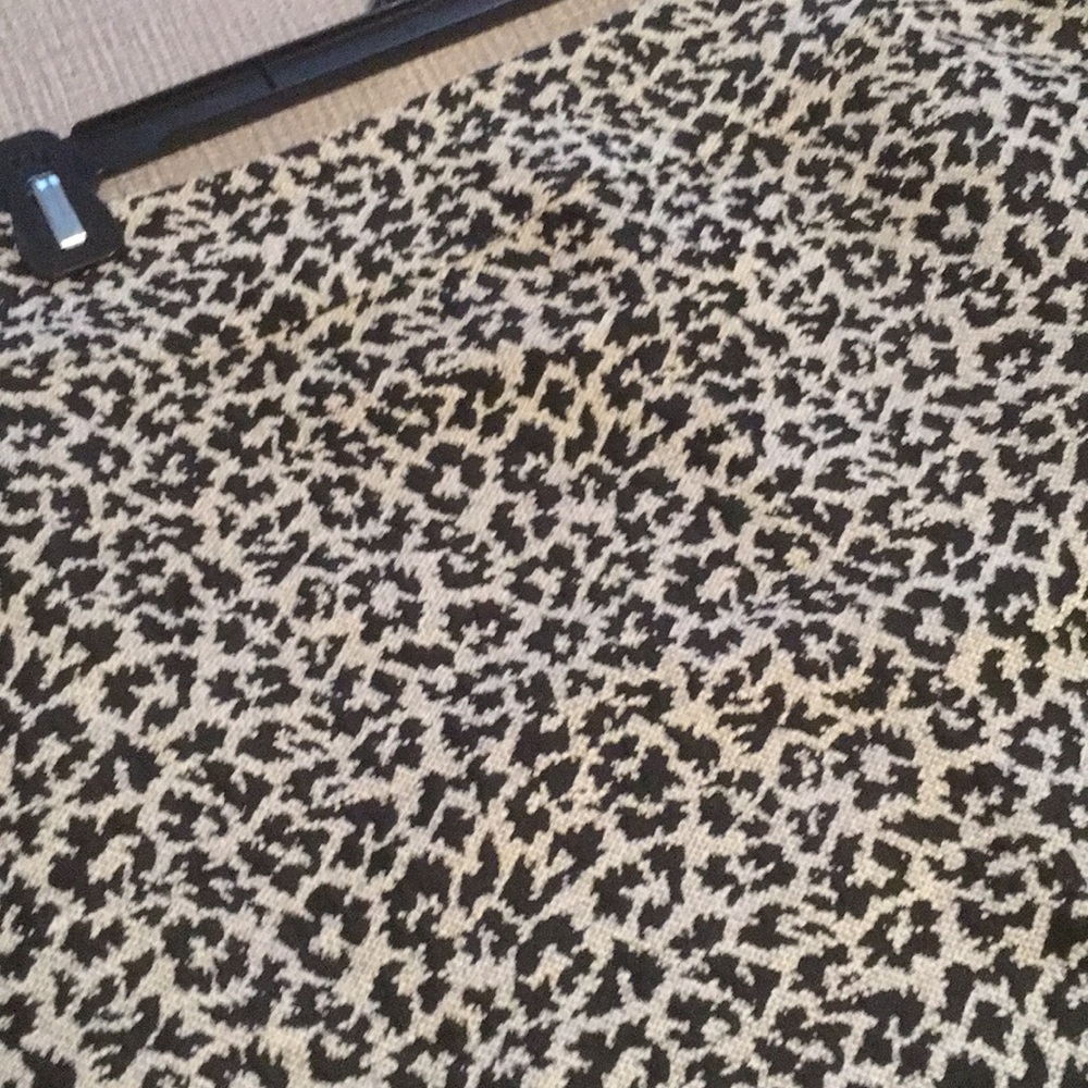 Abercrombie and Fitch Mini Skirt - Picture 2 of 7